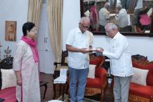 Shri Rajendra Vishwanath Arlekar, Hon???ble Governor of Kerala called on Hon'ble Governor at Raj Bhavan. 